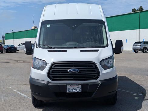 Used 2019 Ford Transit 250 148 High Roof RWD image 2