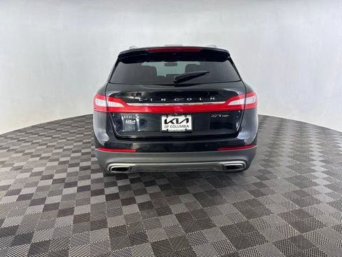 Used 2017 Lincoln MKX Reserve w/ Luxury Package AWD/4WD image 8