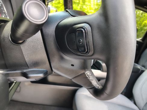 Certified 2025 RAM 1500 Big Horn AWD/4WD image 25
