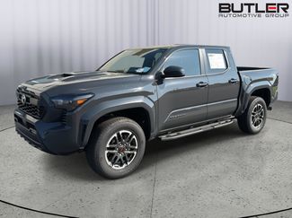 Used 2025 Toyota Tacoma TRD Sport RWD video 1