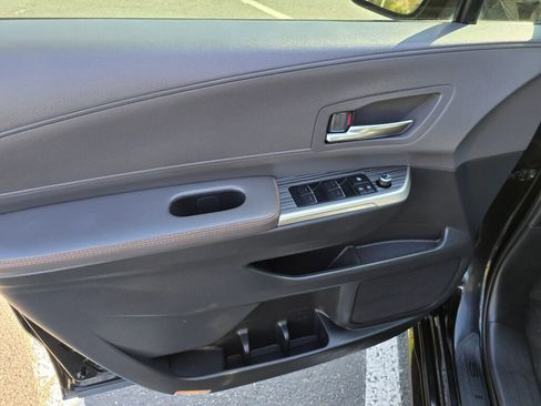 Used 2022 Toyota Sienna XSE image 16