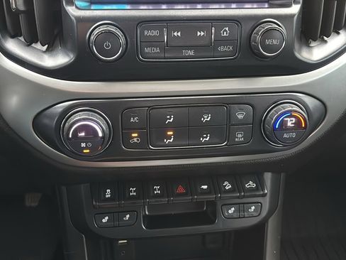 Used 2017 Chevrolet Colorado ZR2 image 20