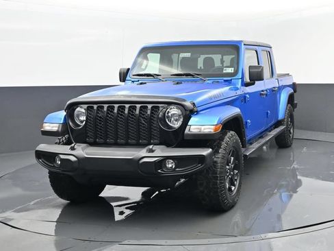 Used 2021 Jeep Gladiator Sport AWD/4WD image 21