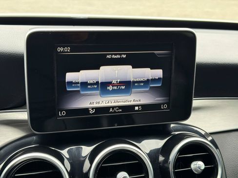 Used 2018 Mercedes-Benz C 300 Sedan image 20