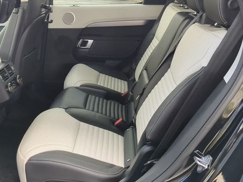 New 2026 Land Rover Discovery Limited Edition AWD/4WD image 21