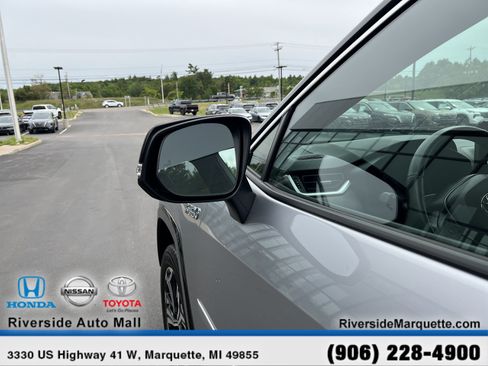 Used 2023 Toyota RAV4 XSE w/ Weather Package AWD/4WD image 5