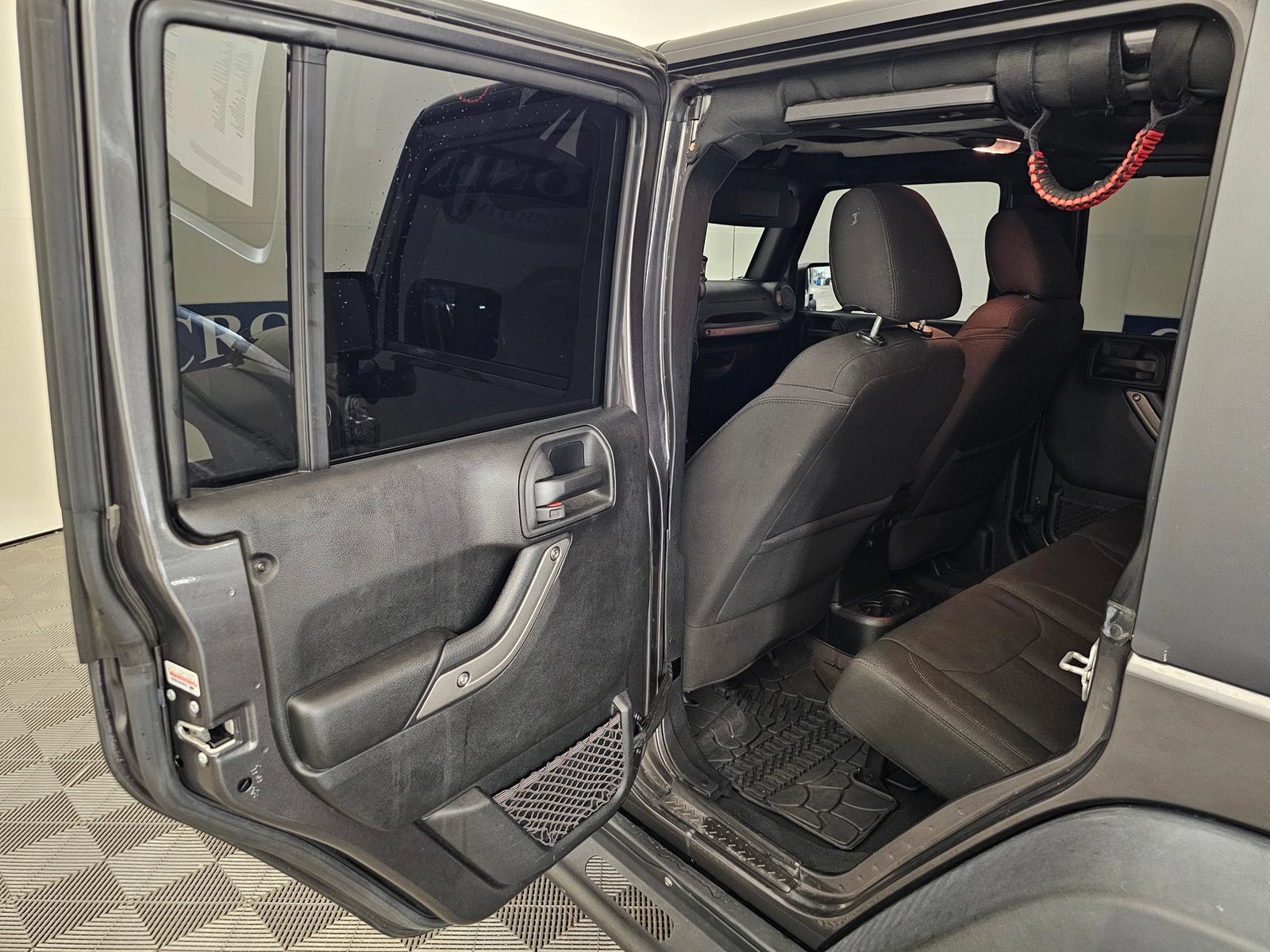 Used 2017 Jeep Wrangler Unlimited Sport w/ Quick Order Package 24S AWD/4WD image 20