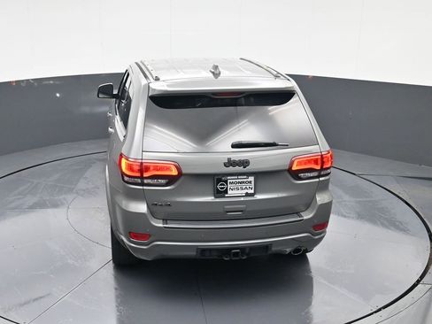 Used 2022 Jeep Grand Cherokee Laredo X image 30