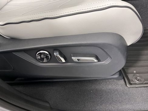 New 2026 Acura MDX w/ Advance Package image 9