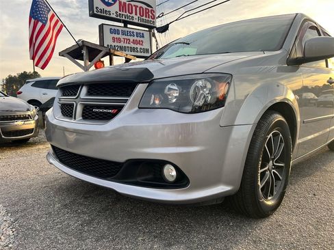Used 2018 Dodge Grand Caravan GT image 9