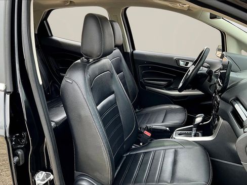 Used 2021 Ford EcoSport Titanium image 7