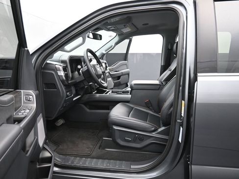 New 2026 Ford F250 Lariat w/ Lariat Ultimate Package image 3