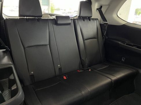 Used 2025 Toyota Grand Highlander FWD image 30