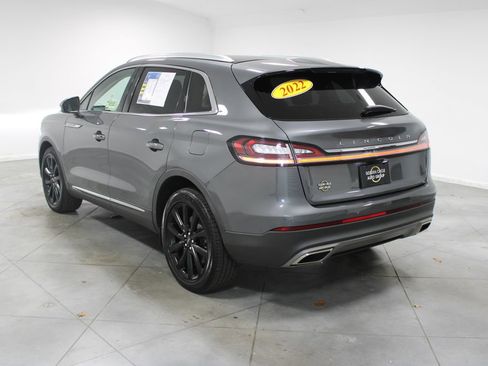 Used 2022 Lincoln Nautilus Reserve w/ Monochromatic Package image 7