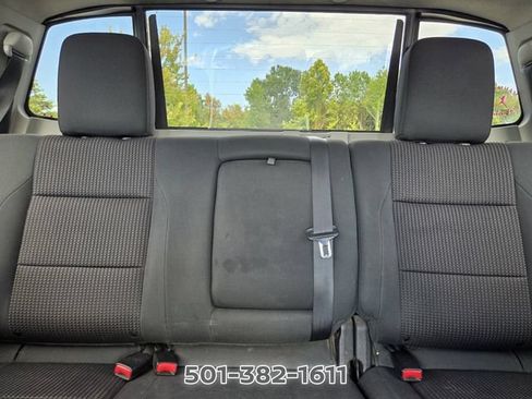 Used 2012 Nissan Titan SV w/ SV Value Truck Pkg RWD image 9