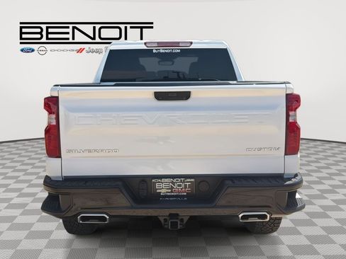 Used 2024 Chevrolet Silverado 1500 Custom Trail Boss AWD/4WD image 6