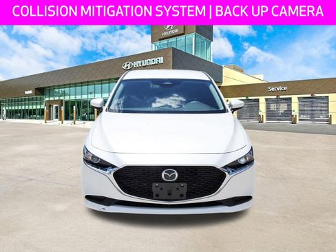 Used 2024 MAZDA MAZDA3 s FWD image 2