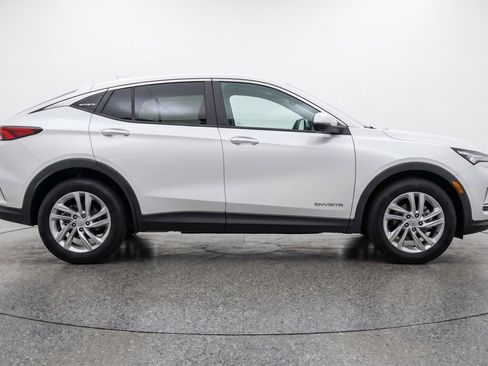 Used 2025 Buick Envista Preferred FWD image 11