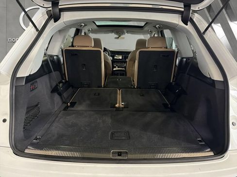 Used 2016 Toyota Land Cruiser AWD/4WD image 23