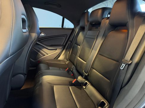Used 2019 Mercedes-Benz CLA 250 4MATIC image 21