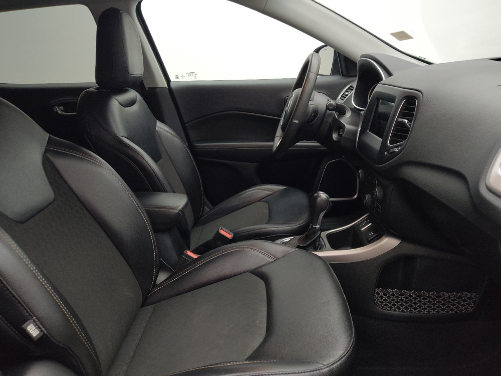 Used 2021 Jeep Compass Latitude FWD image 21