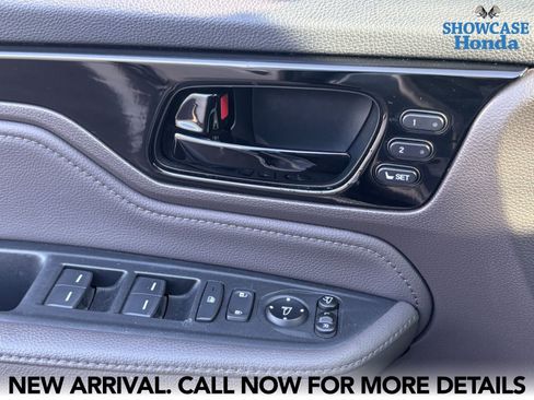 Used 2018 Honda Odyssey Elite image 14