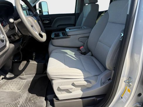 Used 2018 Chevrolet Silverado 2500 W/T w/ WT Fleet Convenience Package AWD/4WD image 9