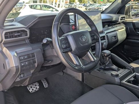 Used 2024 Toyota Tacoma TRD Sport image 14