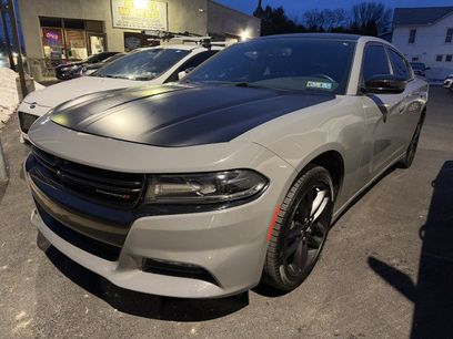 Used 2019 Dodge Charger SXT w/ Blacktop Package