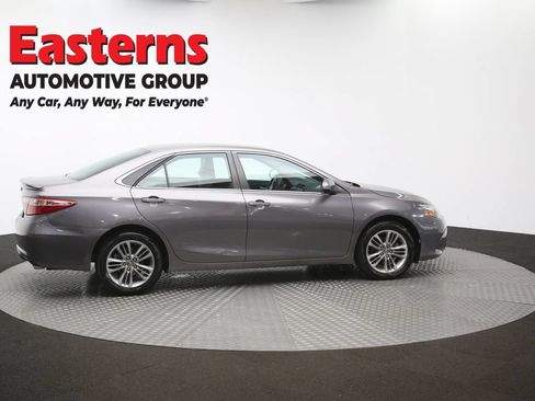 Used 2016 Toyota Camry SE FWD image 43