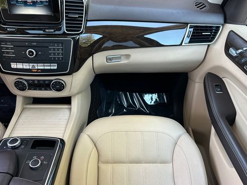 Used 2018 Mercedes-Benz GLE 350 image 33