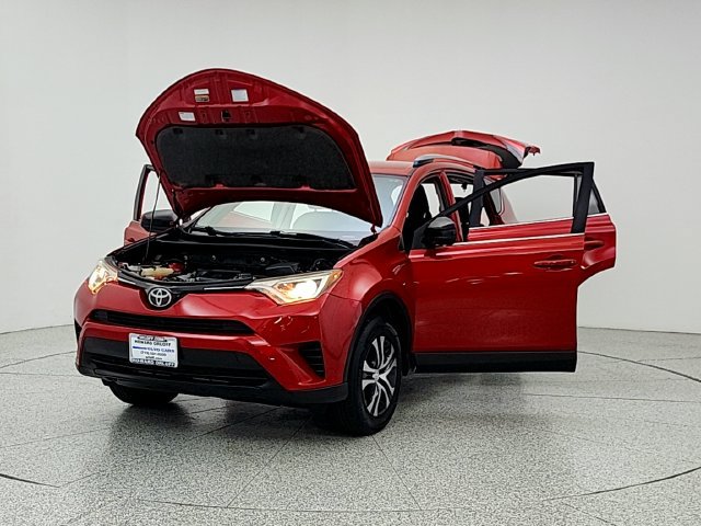 Used 2017 Toyota RAV4 LE w/ Carpet Mat Package AWD/4WD image 9