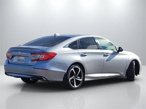 Used 2019 Honda Accord Sport image 4