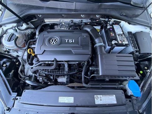 Used 2017 Volkswagen Golf Alltrack SE AWD/4WD image 25