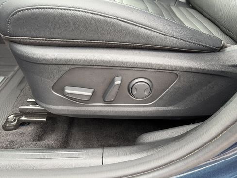 Used 2025 Kia Sportage SX Prestige image 13