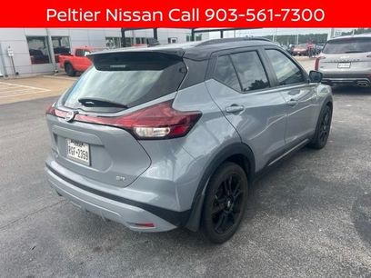 Certified 2021 Nissan Kicks SR