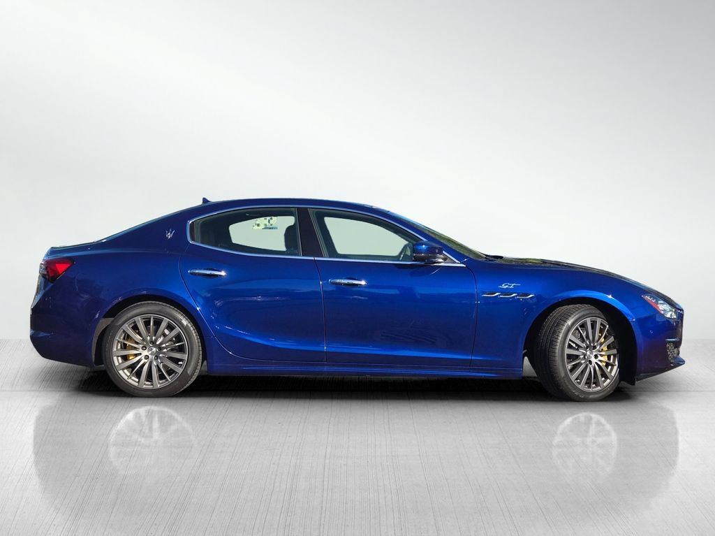 Used 2022 Maserati Ghibli GT RWD image 3