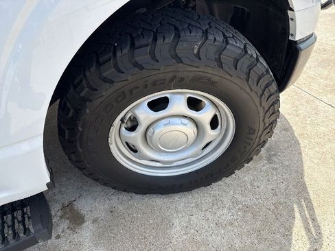 Used 2022 Ford F150 XL w/ Trailer Tow Package image 15