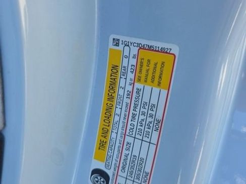 Used 2021 Chevrolet Corvette Stingray Premium Conv w/ Z51 Performance Package image 27