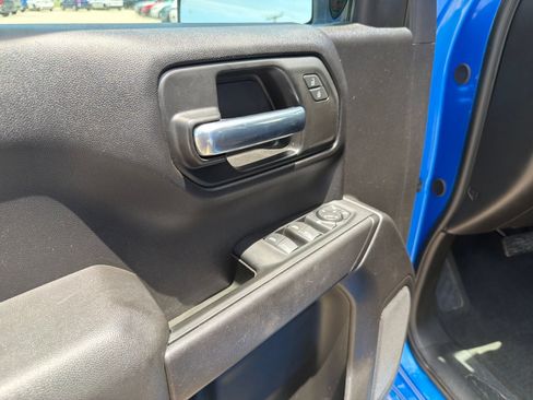 Used 2025 Chevrolet Silverado 1500 Custom RWD image 17