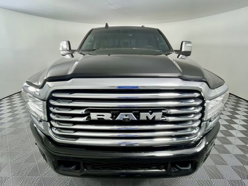 Used 2024 RAM 3500 Limited w/ Towing Technology Group image 9