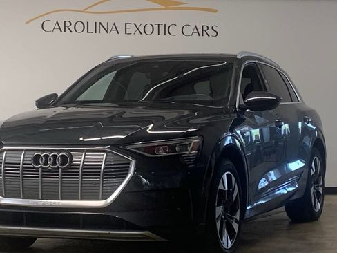 Used 2021 Audi e-tron Prestige w/ Prestige Package AWD/4WD image 1