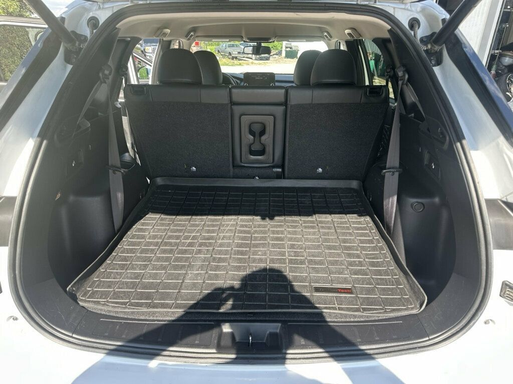 Used 2022 Mitsubishi Outlander SEL AWD/4WD image 11