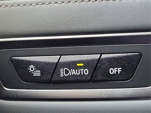 Used 2025 BMW X7 xDrive40i w/ Executive Package image 22