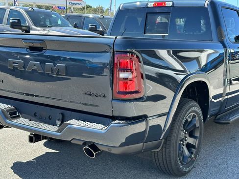 New 2026 RAM 1500 Big Horn AWD/4WD image 9