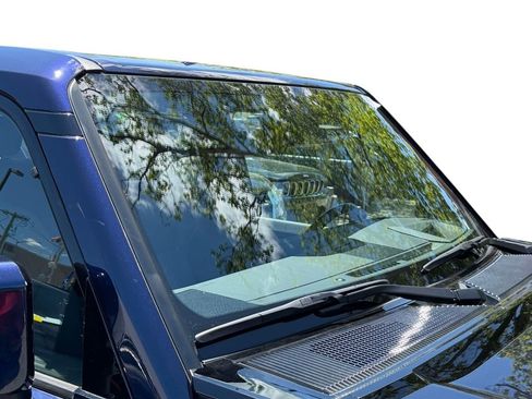 Used 2025 Lexus GX 550 w/ Accessory Package (31) AWD/4WD image 22
