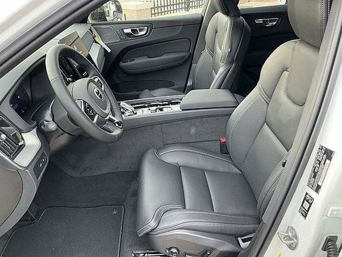 New 2026 Volvo XC60 T8 Ultra w/ Climate Package AWD/4WD image 14