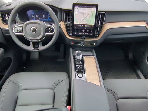 New 2026 Volvo XC60 B5 Plus w/ Climate Package AWD/4WD image 13
