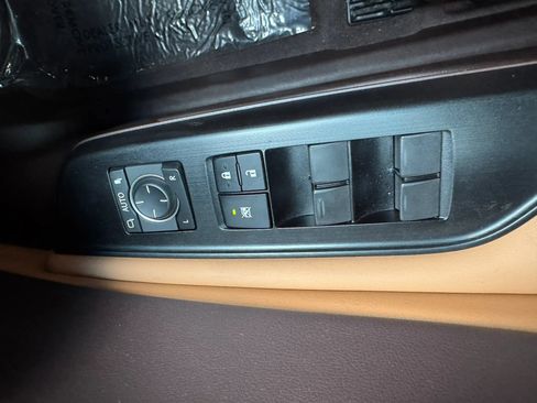 Used 2020 Lexus ES 350 w/ Premium Package FWD image 15