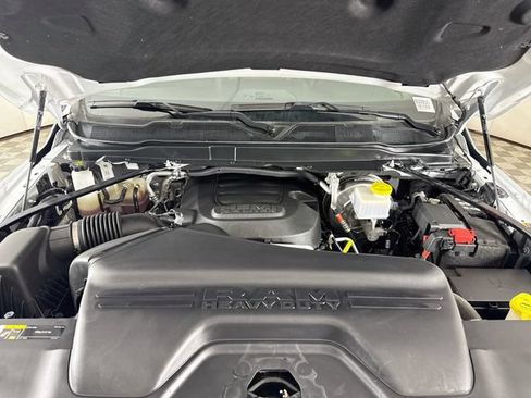 Used 2025 RAM 2500 Big Horn AWD/4WD image 28